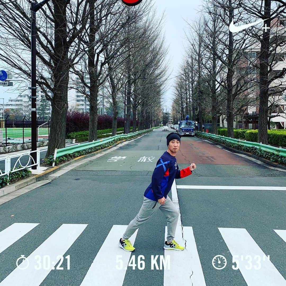 のインスタグラム：「今月も無事（暇）100キロラン終了。  #ゆってぃ #ワカチコ #人力ランでしょう #スーパーの前凄い行列でしたね #きょうれつぅ #行列ぅ #ランニング #running」