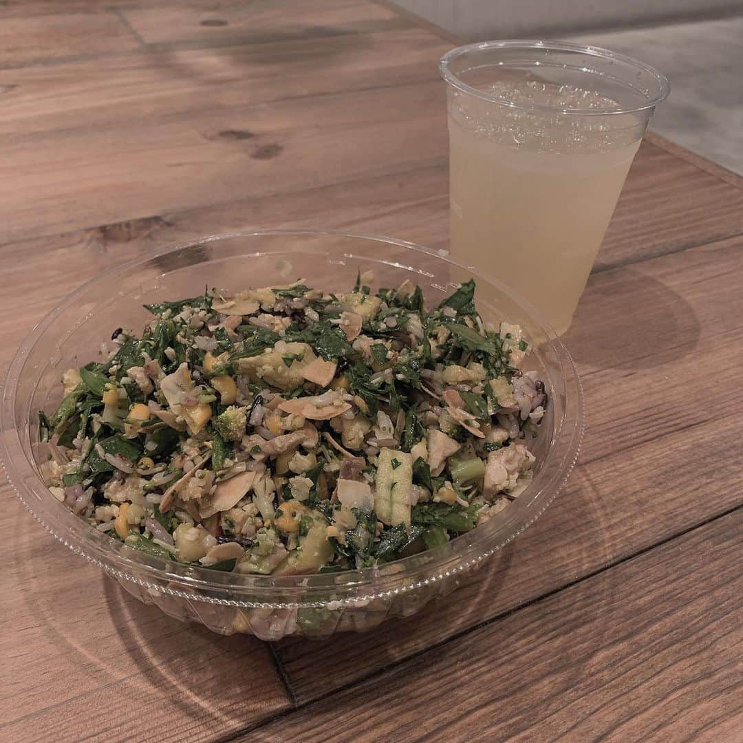 のインスタグラム：「クリスプサラダワークスすき﻿ ﻿ #サラダ #サラダボウル #サラダランチ #サラダ🥗  #サラダ好き」