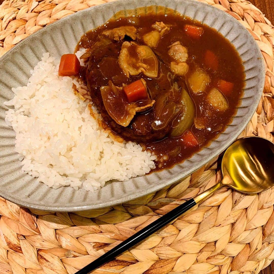 GENKINGの釜飯さんのインスタグラム写真 - (GENKINGの釜飯Instagram)「ハンバーグカレー🍛 #genkingkitchen」3月26日 12時09分 - genkingkitchen