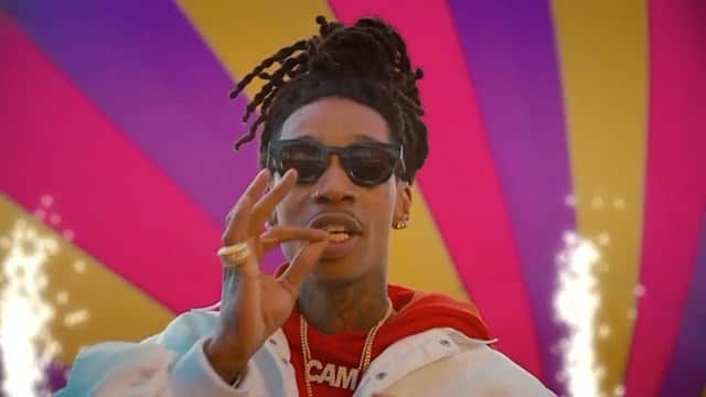 ウィズ・カリファのインスタグラム：「Contact video 👀 ft. @tyga drops today 💨 #Taylorgang」