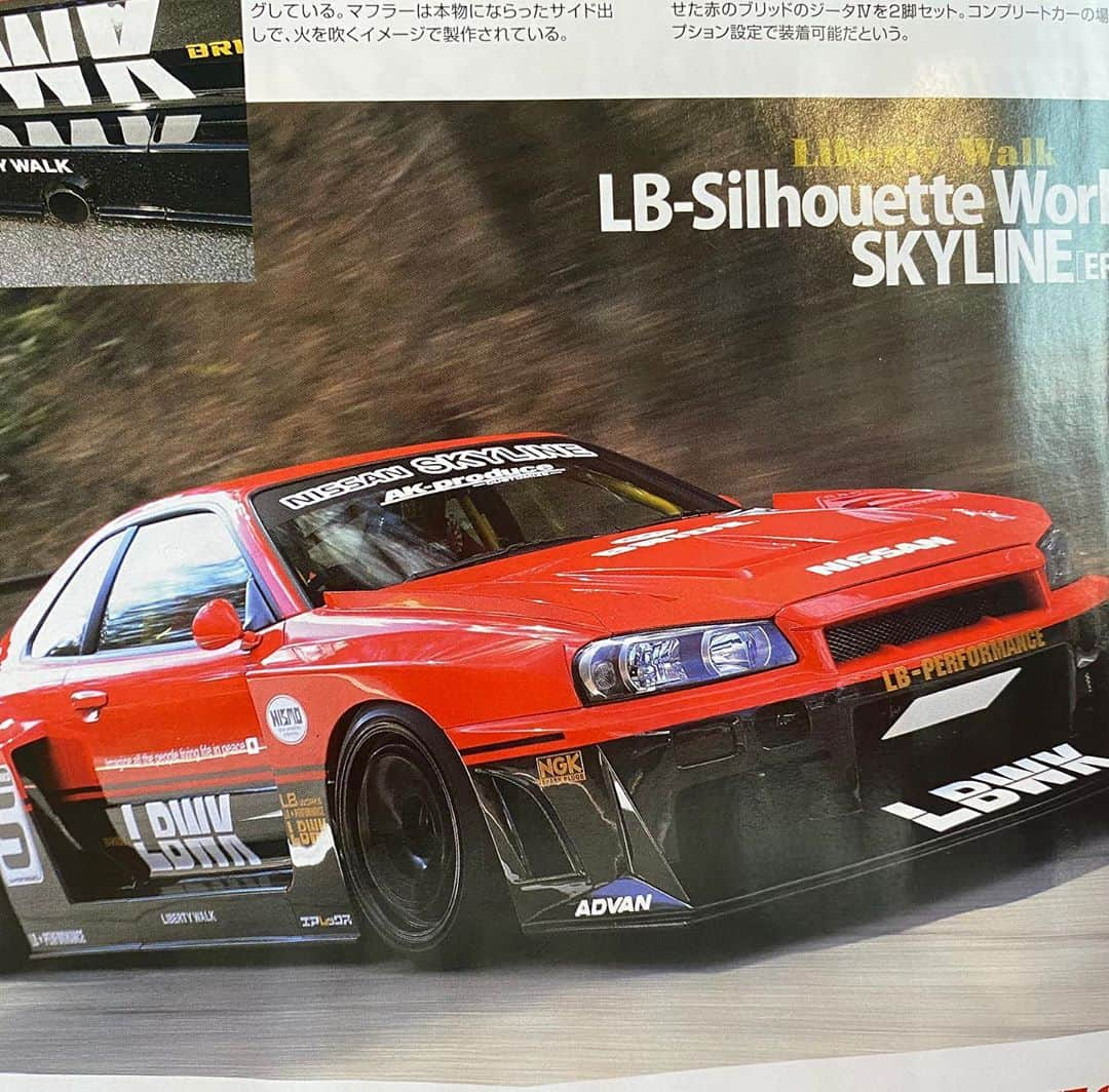 Wataru Katoさんのインスタグラム写真 - (Wataru KatoInstagram)「Libertywalk自由に歩く！！！ LB★シルエットWORKS SKYLINE ER34😊  明日から全国書店にて発売開始のOPTIONマガジン🙂  長谷見昌弘✖︎加藤渉の初の対談😊 @libertywalkkato@nissan#libertywalk#option#magazine @nissan #libertywalk#lbworms#bride#nissan#er34#走り屋 #スーパーシルエット#コロナ#airrexjapan」3月27日 0時54分 - libertywalkkato