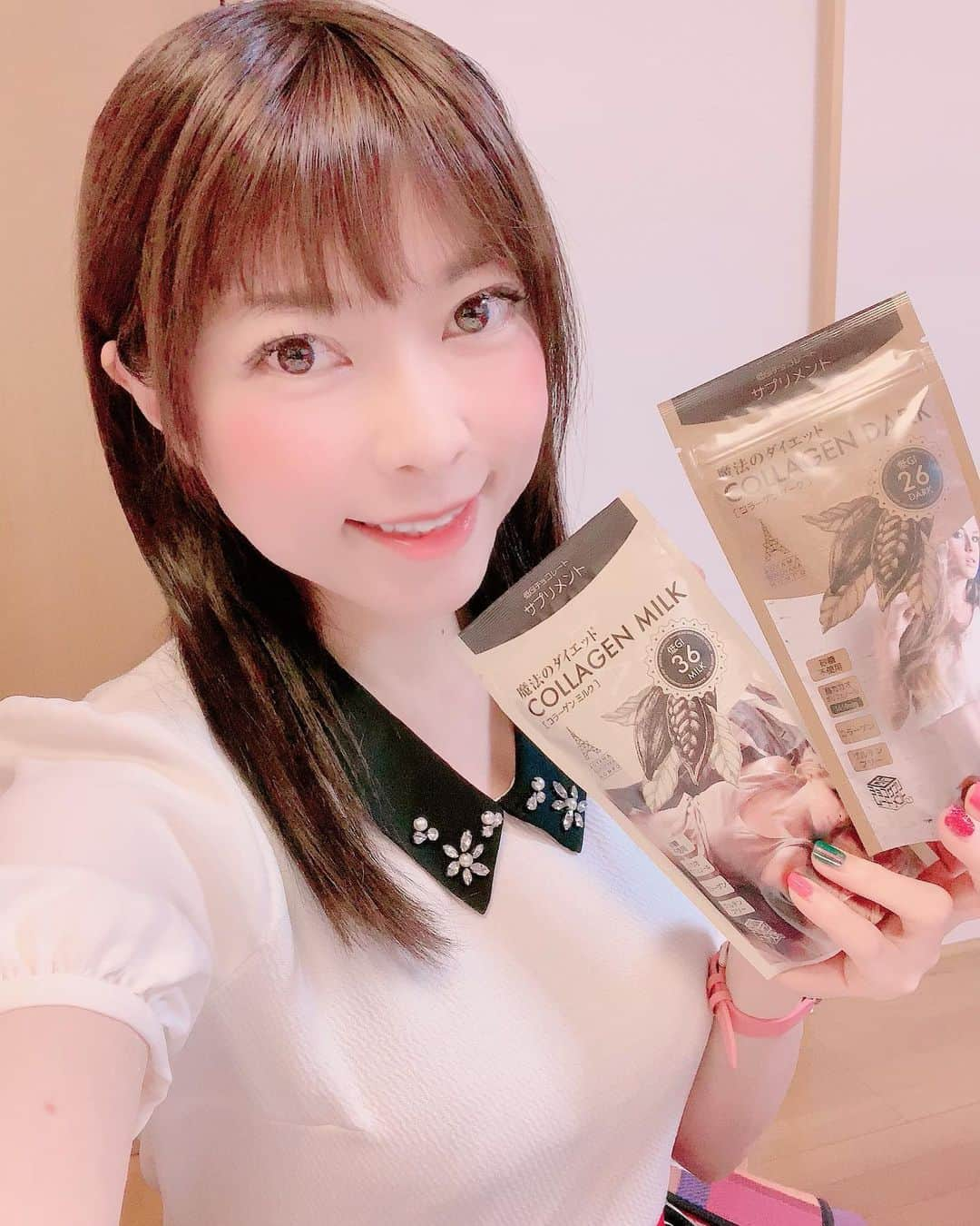 DJ MIYAさんのインスタグラム写真 - (DJ MIYAInstagram)「やっほぉ、昨日Hair salonでカラー変えた❤️❤️refreshできて嬉しい😃❤️ . .  チョコレートは、皆さん好きですか？？⭐︎ 「低GI チョコレートサプリメント　魔法のダイエット」をジム行く前のおやつや、ジムでのトレーニングが終わってから食べたりしてるよぉ～。❤️ . .  ベルギー産高級チョコレートを100％使用♪わ～めっちゃ美味しいよぉぉ、特にCACAO72％のプレミアム ～～！！ . .  濃厚でワインとか合いそう～！ダイエットビフィズス菌「ビースリーEX」（森永乳業）が入ってて、1粒で 約2個分のビフィズス菌が入っているのもすごくないですか～～～ぁ！！！！？めっちゃ美味しいのに、カロリーも低いし低GIだとなんか安心♪❤️ . .  青山すこやか本舗のwebをチェックしてみてね♪❤️ ありがとうございます♪💓 http://sukoyakahompo.com/choco . . .  #青山すこやか本舗 #美と健康　#ビフィズス菌　#ダイエット女子　#ダイエット #チョコレート　#チョコ好き　#フィットネス女子　#トレーニング女子　#筋肉女子 #ベルギーチョコレート　#チョコレート好き　#筋肉女子　#旅インスタグラマー #スイーツブロガー　#インフルエンサー　#インスタグラマー　#ブロガー　#低GI #低GIチョコ　#低GI食品　#健康食品　#今日のファッション　#美肌　#今日のメイク #ファッション好き」3月26日 18時15分 - dj_miya