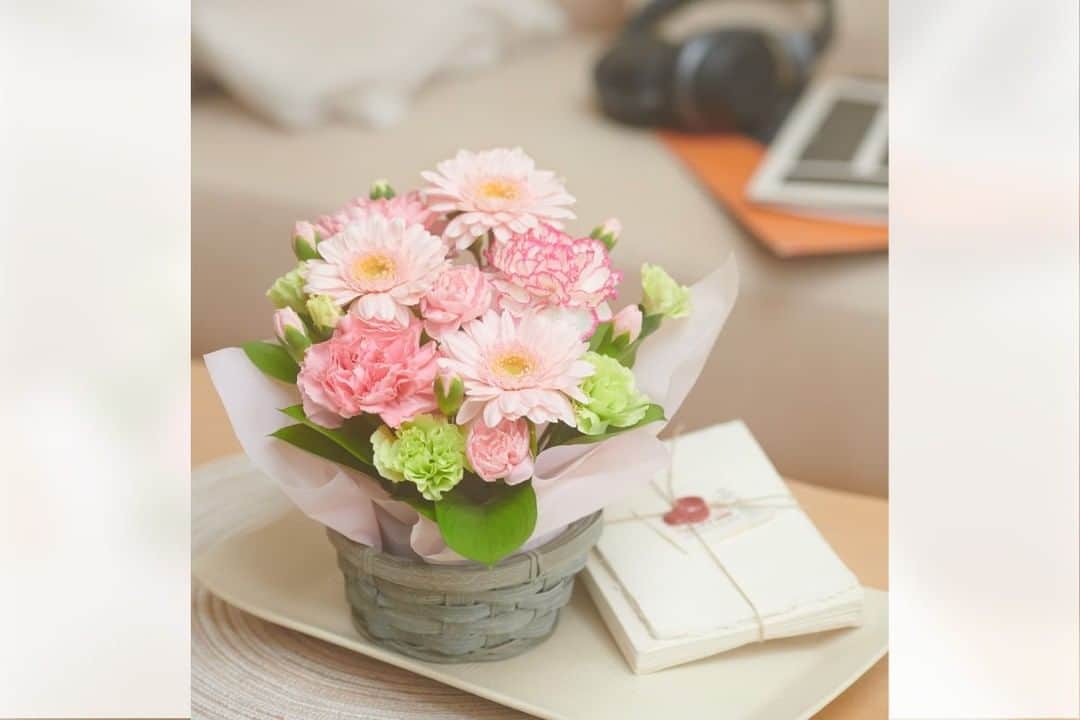 カインズさんのインスタグラム写真 カインズinstagram 5月10日 日 は 普段なかなか言えないお母さんへの ありがとう を伝えられる 母の日 カインズでも 定番のカーネーションや切り花アレンジ ブーケなどを色とりどりに揃え 母の日ギフトの予約受付が