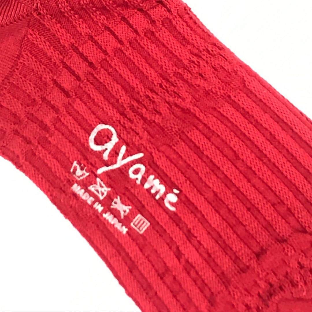 アヤメさんのインスタグラム写真 - (アヤメInstagram)「Solid color in red🧦❤️ #onlinestore #worldwideshipping📦✈️ #redsocks #赤い靴下 #メンズもあり〼 #くつした #🧦 #ayamesocks」3月26日 18時29分 - ayame_socks