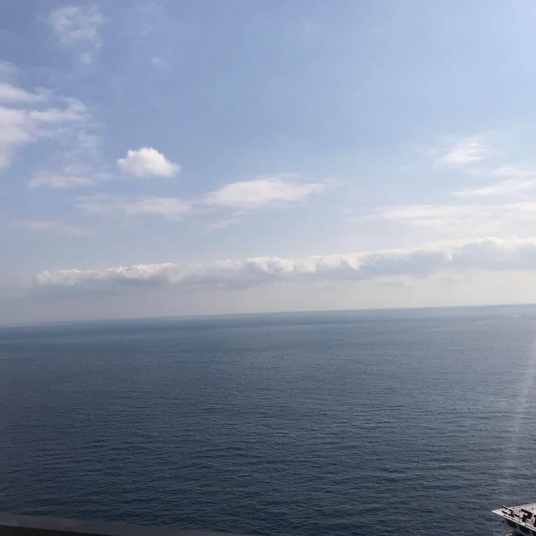 のインスタグラム：「物凄く久しぶりにblogを書きました。 FC2からの引越しです。lineblogです。  https://lineblog.me/sugarhigh18  良かったらフォローとシェア よろしくお願いします。」