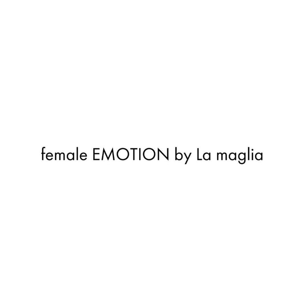 EPOCAさんのインスタグラム写真 - (EPOCAInstagram)「female EMOTION by La maglia  #epoca #fashion #2020ss #newcollection #coodinate #styling #lamaglia #エポカ #ファッション #コーディネート #スタイリング #ラマリア」3月26日 19時02分 - epoca_official