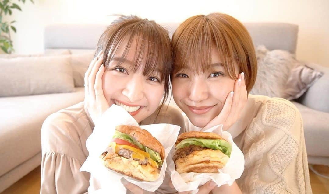 izu（出岡美咲）さんのインスタグラム写真 - (izu（出岡美咲）Instagram)「ウーバーイーツ食べ放題企画UPしました😽﻿ 初のゲスト回は、 @shika_0225  鹿ちゃんこと﻿ お姫が来てくれました！﻿ 過去1編集が楽しかった🥺！！﻿ ストーリーリンクから飛べます。﻿ 一緒にご飯食べましょ🥰﻿ ﻿ ﻿ #YouTube #ubereats #ウーバーイーツ #ユーチューブ」3月26日 20時10分 - izu_stagram