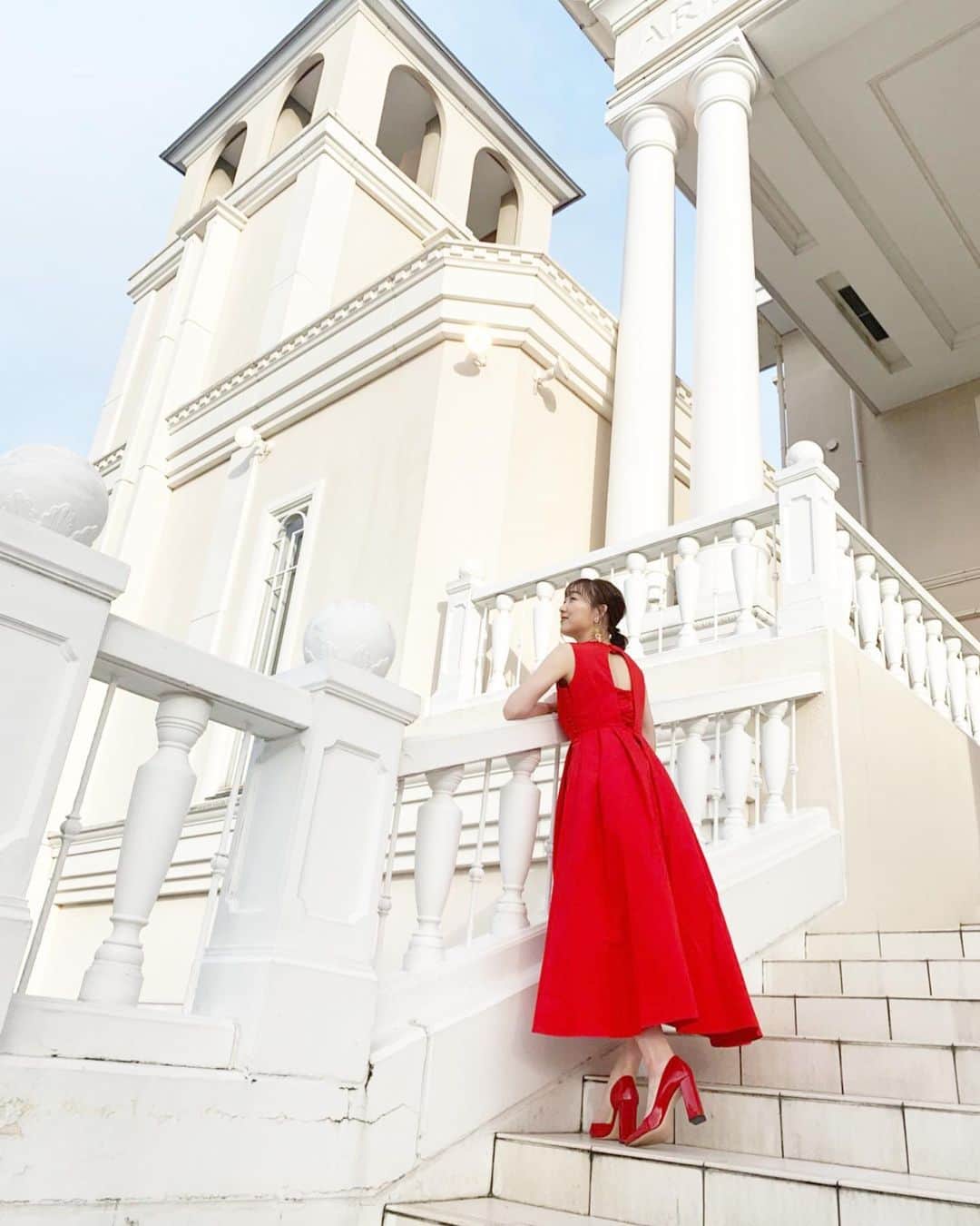 柏木作夢さんのインスタグラム写真 - (柏木作夢Instagram)「Styling work for 須田亜香里chan🌹  #須田亜香里#ske48#idol#styling#works#red#dress#dressing#wearing#coordinate#colors#colorful#flowers#beauty#beautiful#l4l#f4f#photooftheday#elegance#church#instamood#ootd#outfit」3月26日 20時51分 - samukashiwagi