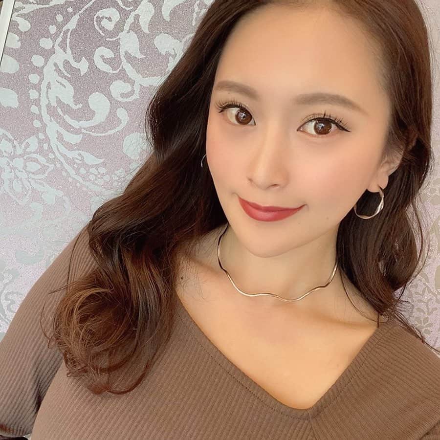 福江菜々華さんのインスタグラム写真 福江菜々華instagram 約1年ぶりにマツエク着けた 最近マツ育サボってたのでだいぶ自まつ毛短くなってたんだけど ふっさふさになりました 今回は Eyelashsalonserina で 太さ1 5 2 0mix 長さ10 12mm 本数140本 で着け