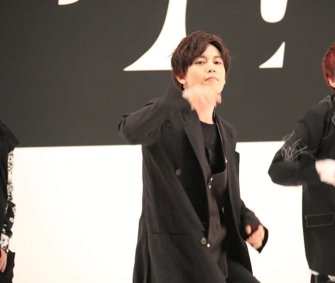 岩岡徹のインスタグラム：「🕺🏻🕺🏻🕺🏻🕺🏻🕺🏻🕺🏻🕺🏻」