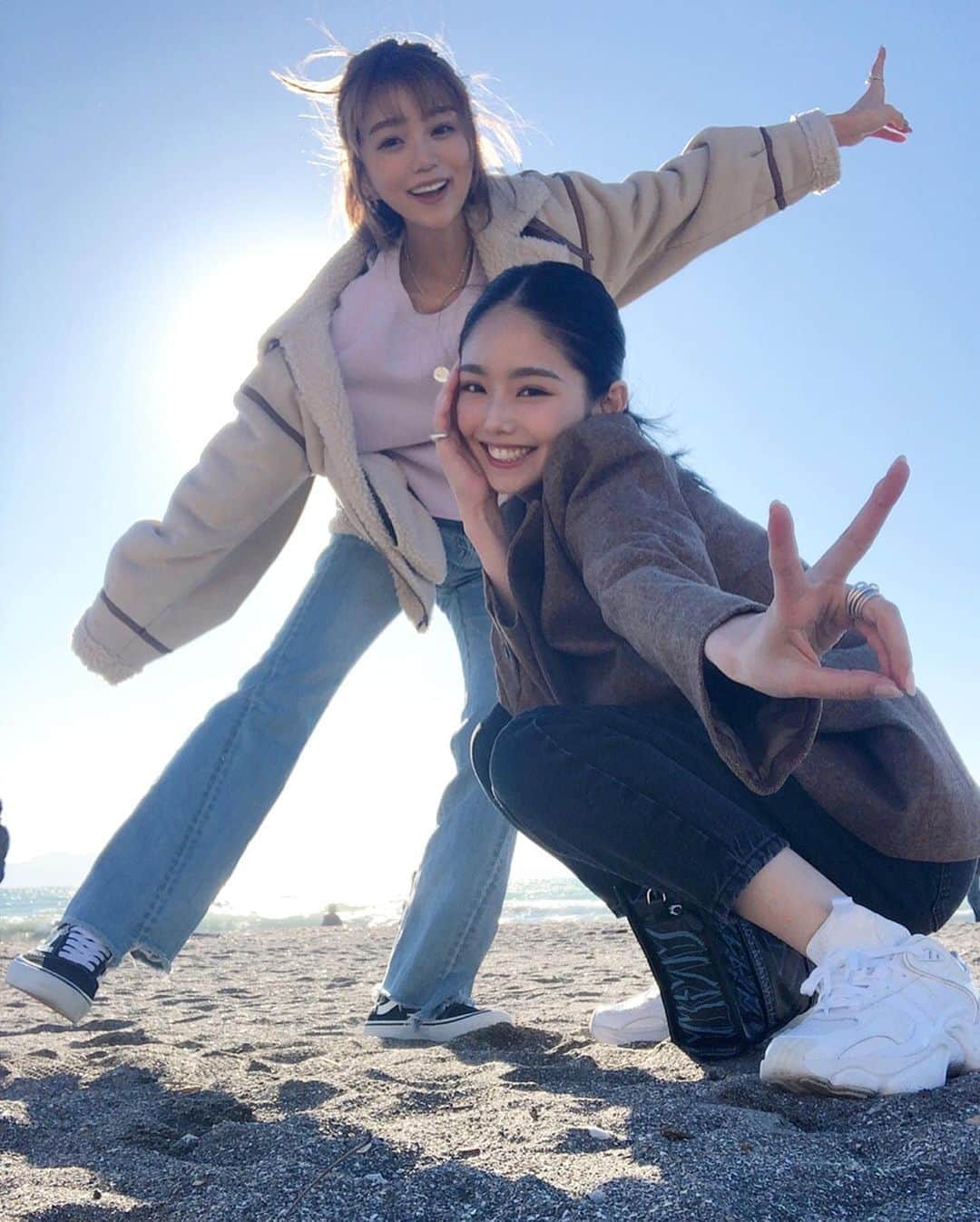 前沢海友さんのインスタグラム写真 - (前沢海友Instagram)「海に癒され最高に楽しくて沢山笑った休日🤍幸せかいなー ㅤㅤㅤㅤㅤㅤㅤㅤㅤㅤㅤㅤㅤ ありがとう🥰 ㅤㅤㅤㅤㅤㅤㅤㅤㅤㅤㅤㅤㅤ #friend #happiness #smile #ocean #newpost #休日 #癒しの時間 #友達大好き #海」3月26日 21時25分 - maezawamiyu