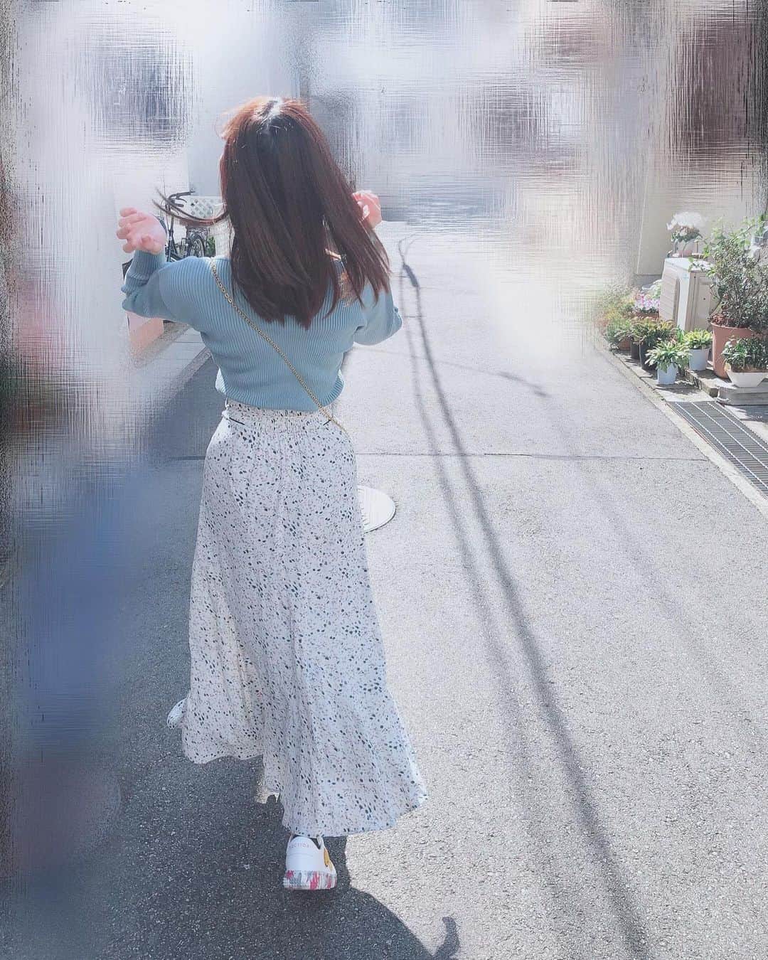 大段舞依のインスタグラム：「﻿ ﻿ 🌸🌸🌸﻿ ﻿ 春服着てルンルン〜♪﻿ ﻿ 早くポカポカになってほしいなぁ＾＾﻿ ﻿ ﻿ ﻿ #🌸 #春 #春服 #SNIDEL #スナイデル﻿ #ポカポカ #haction #haction92﻿ ﻿」