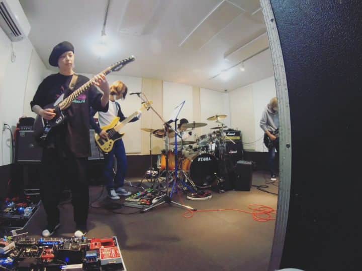 のインスタグラム：「「IN THIS ERA」﻿ ﻿﻿ ﻿﻿ ﻿﻿ #lynch.﻿﻿ #rehearsal﻿﻿ #ULTIMA﻿﻿」