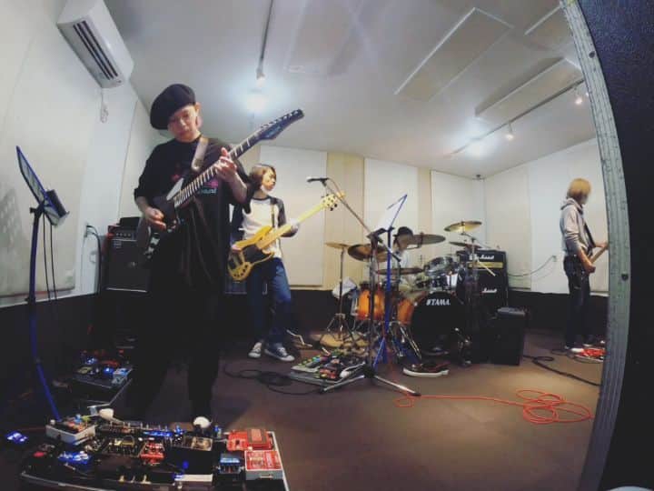 のインスタグラム：「「EUREKA」﻿ ﻿﻿ ﻿﻿ ﻿﻿ #lynch.﻿﻿ #rehearsal﻿﻿ #ULTIMA﻿﻿」
