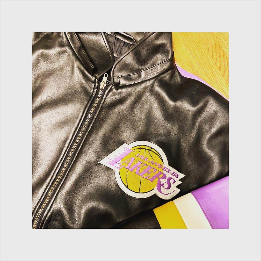小林 ディスカスさんのインスタグラム写真 - (小林 ディスカスInstagram)「Lakersっ子テンションっ！！ 👱🏾‍♂️💛💜⛹🏾‍♂️⛹🏾‍♂️⛹🏾‍♂️ #tokyo #japan #fashion #beauty #street #basketball #nba #lakers #kobebryant #rip #la #ファッション #ストリート #東京」3月27日 8時55分 - discus_kobayashi