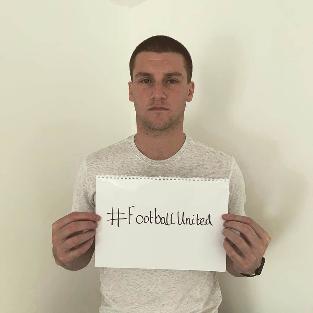 サム・ジョンストンのインスタグラム：「I’m supporting the #FootballUnited campaign and @national_emergencies_trust_ so we can help the people who need it the most right now. Please visit the link in bio to learn more and donate if you can. Thank you 👏🏼」