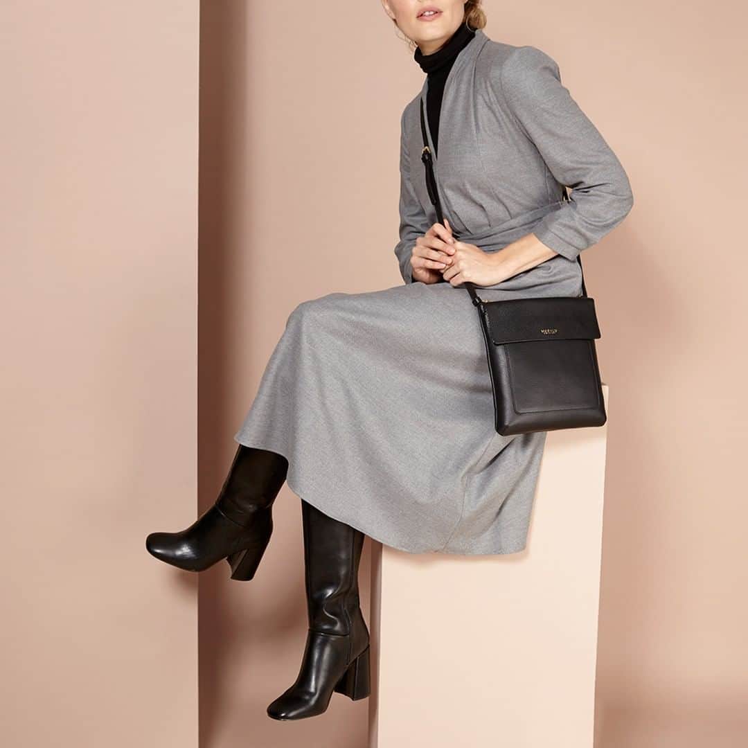 モダルーのインスタグラム：「A classic yet sleek and sophisticated silhouette in a timeless colour palette, now under £50. Use SALE20 for an additional 20% off at the checkout #ModaluMoments」