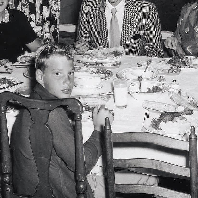 ローレン・ジャーマンのインスタグラム：「Dad as a kid」