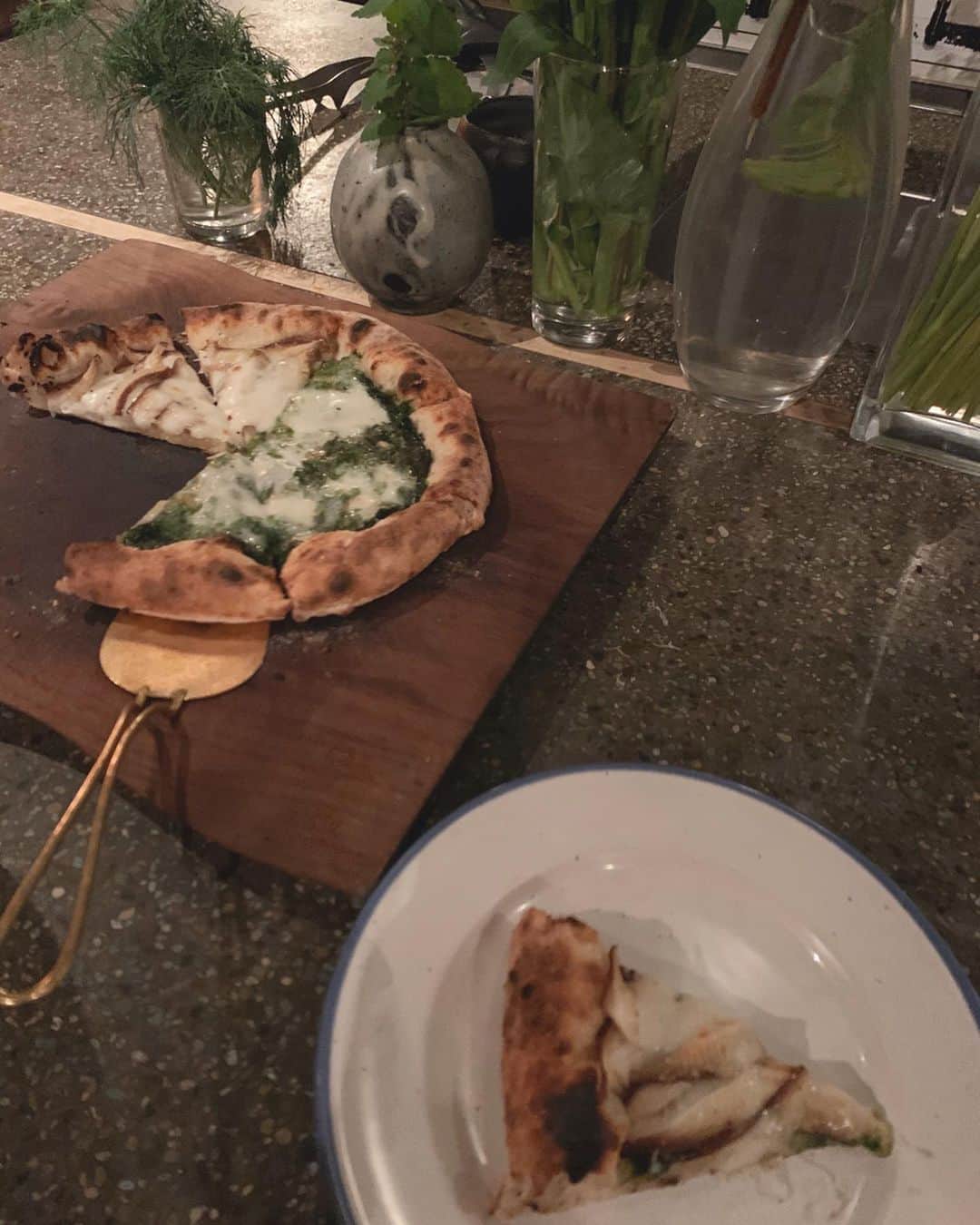 江本るり恵のグルメインスタ