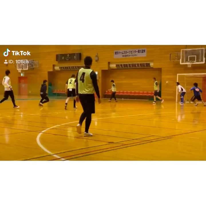 成田童夢のインスタグラム：「球技は苦手です(´；ω；｀) https://vt.tiktok.com/MRkRde/ #今日の童夢さん #日常vlog #フットサル」