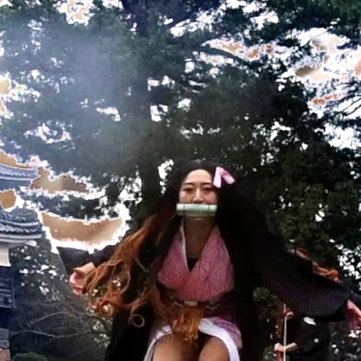 実験道場のインスタグラム：「【ついに‼️発表会‼️」 実験道場×鬼滅の刃 本日2020 3/27 20:00より プレミア公開❣️ ガチダンスを見逃すな‼️ #実験道場 ↓こちらから↓ https://youtu.be/KZ6hcX97lKI  #jikkendojo #鬼滅の刃 #コスプレ #ダンス #dance #breakdance」