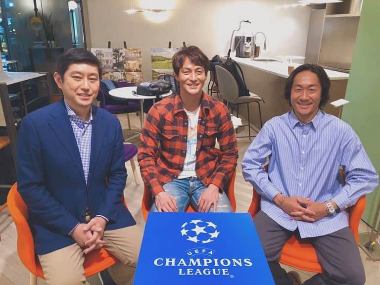 石川直宏さんのインスタグラム写真 - (石川直宏Instagram)「今回のDAZN FOOTBALL FREAKS は2本立て！！ チャンピオンズリーグ ラウンド16セカンドレグ振り返りとベン教授のクラブヒストリー、パート2ではライプツィヒを特集✨ 若き知将ナーゲルスマン監督の魅力に迫ります🤝 AI監督も台頭！？ OA中！是非ご覧下さい♪  永井さんの再々優勝予想はどうなる？？🤣 . #DAZN #FOOTBALLFREAKS #UCL #uefachampionsleague  #チャンピオンズリーグ #野村明弘 さん #永井雄一郎 さん #石川直宏 #STUDIOUS」3月27日 10時34分 - sgss.18