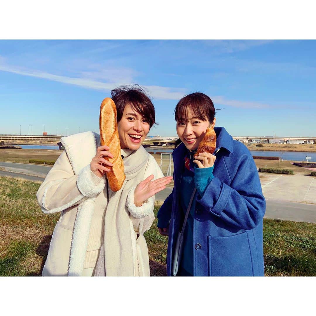 のインスタグラム：「今夜の　#パン旅。は 今シーズン最終回！  瀬戸カトリーヌさんと北千住のパン屋さんを巡ります🍞 今回はクリームパン特集。 どれもおいしかったー！  よる7時から NHKBSプレミアムにて」