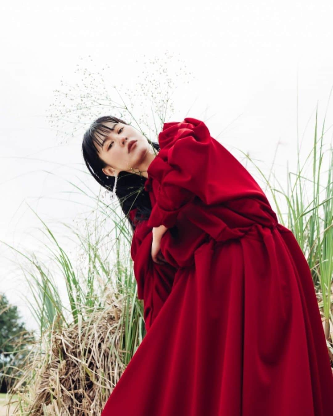 のインスタグラム：「@_houga_  2020 A/W collection Photo @canakobayashi  Hair and make @pen_a_r_c  Styling @yui_sawada109  Thank you for having me🌸」