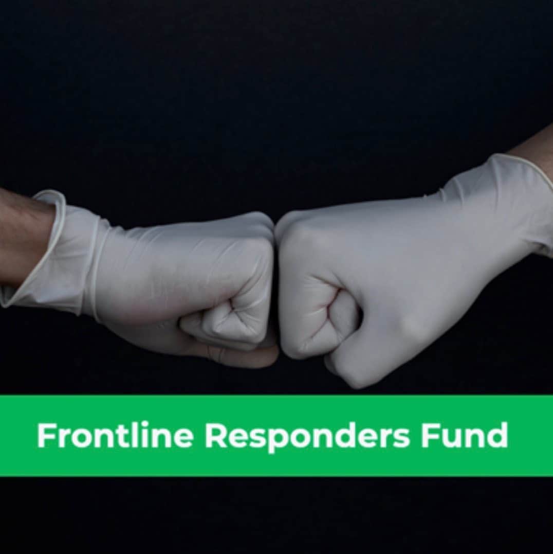 コビー・スマルダーズのインスタグラム：「If you can spare it please consider going to donate to this GoFundMe that is getting out the necessary protective gear to those on the frontlines. Help protect those who go to work to protect us. https://www.gofundme.com/f/frontlinerespondersfund」
