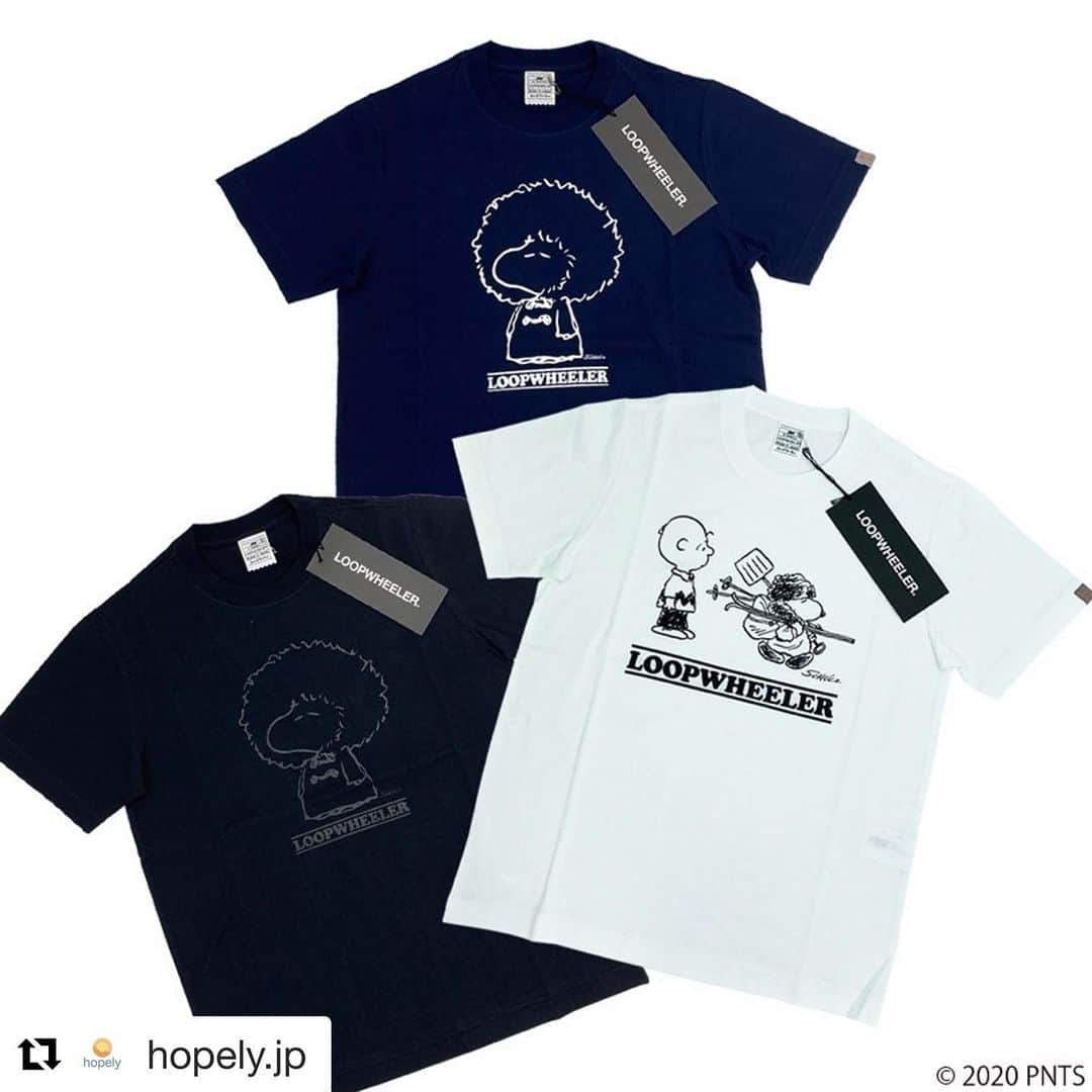 ループウィラーさんのインスタグラム写真 - (ループウィラーInstagram)「#Repost @hopely.jp with @get_repost ・・・ よろしくお願いします。 . . 大変お待たせいたしました！世界に誇るジャパニーズブランドLoopwheelerとスヌーピーのコラボT-シャツをhopelyにて販売いたします！ Loopwheelerは、昔ながらの吊り編み機を使用し、上質かつ極上のスウェットシャツを製作。 Tシャツもとても柔らかな着心地が魅力で、特にこれからの季節に、スヌーピーと過ごす素敵な時間にぴったりですね！  販売開始日時：3月28日（土）午前0時頃 ＊お一人様、各色各サイズ1点ずつまでご購入いただけます。 ＊数量に限りがございますので、品切れの際はご了承いただきますよう、予めお願い申し上げます。 ＊システムの関係で、販売開始時間が若干ずれる場合がございます。  #snoopy #スヌーピー #hopely #ホープリー #PEANUTS #ピーナッツ #loopwheeler #ループウィラー #loopwheeler #tsuriami  #tsuriamitee #ループウィラー #吊り編み　#吊り編みtシャツ」3月27日 11時47分 - loopwheelerss