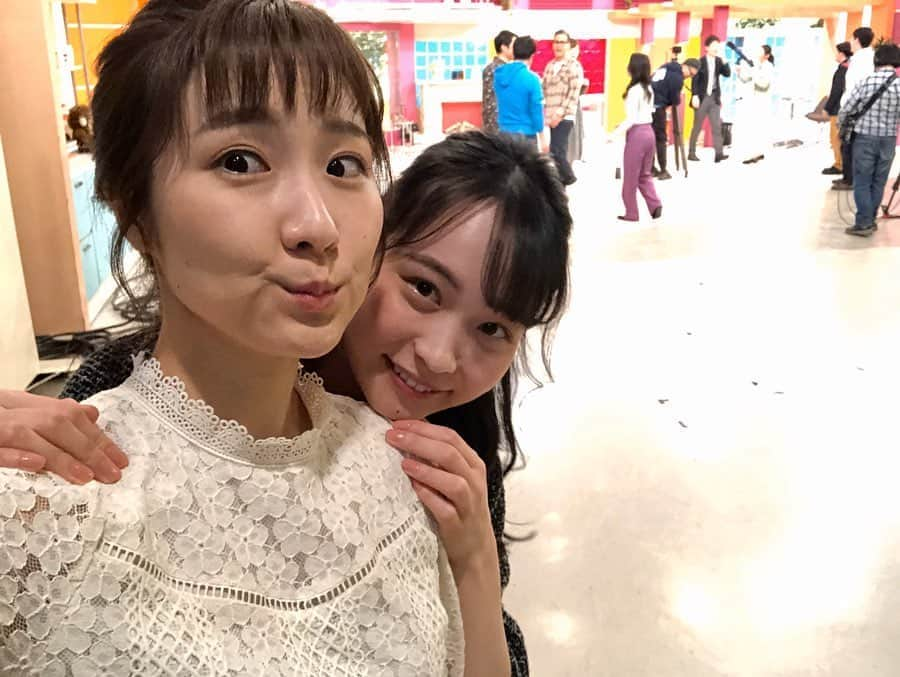 世永聖奈さんのインスタグラム写真 - (世永聖奈Instagram)「🐵🧡﻿ ﻿ HBCでは金子智也さんとタッグを組み﻿ 「HBC未来ソング」を作りました！﻿ ﻿ 先日行われたミュージックビデオの収録では﻿ テレビ・ラジオの出演者、スタッフが集まり﻿ みんなで歌って踊りました🕺﻿ 全員が終始笑顔でHBCの明るい雰囲気が﻿ 伝わるものになっていると思います☺️﻿ ﻿ 「HBC未来ソング」は﻿ 今日ドキッ！はもちろんのこと﻿ ラジオでもファイターズ中継でも流れます！﻿ 一緒に歌ってくださいね🎶﻿ ﻿ 完成版は30日の今日ドキッ！内で発表です。﻿ ぜひご覧ください！﻿ ﻿ 🌸🌸🌸﻿ ﻿ そしてこの春﻿ 今日ドキッ！は10周年を迎えます！﻿ ﻿ 30日からの1週間は﻿ 「10周年スペシャルウィーク」と題し﻿ 色々な企画をお届けする予定です！﻿ ﻿ これからもみなさんと﻿ 楽しい時間を共有させてください🙇‍♀️﻿ ﻿ #HBC #北海道放送 #HBCテレビ #HBCラジオ﻿ #HBC未来ソング #MV #金子智也 さん﻿ ﻿ #今日ドキッ #10周年 #スペシャルウィーク﻿ ﻿ #アナウンサー #セナスタグラム #世永聖奈﻿」3月27日 12時06分 - hbc_yonagasena