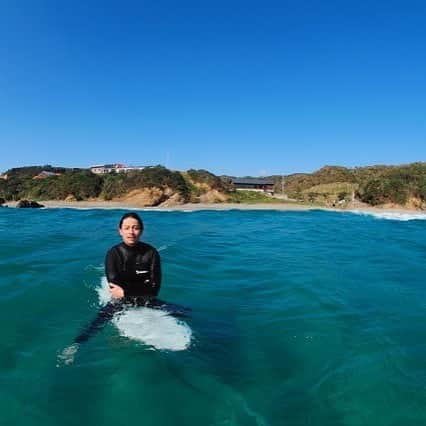 吉沢悠さんのインスタグラム写真 - (吉沢悠Instagram)「． At tanegashima  surf trip . #takahirotsuchiya  #tafilm #種子島 #tanegashima #surftrip  #サーフトリップ #surfing #サーフィン #思い出 #故郷 #青い海  #warriors  #channelislands」3月27日 12時38分 - hisashi_yoshizawa