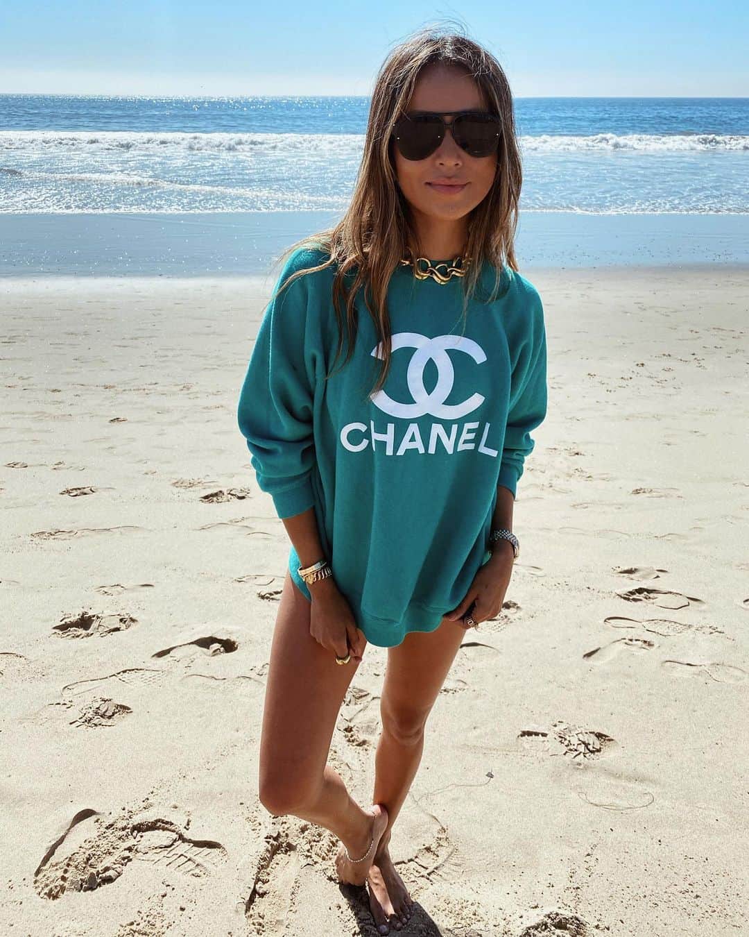 ジュリー・サリニャーナさんのインスタグラム写真 - (ジュリー・サリニャーナInstagram)「Old camera roll goodies. 💚」3月27日 13時29分 - sincerelyjules