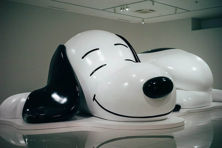 SNOOPY MUSEUM TOKYOのインスタグラム：「【休館期間を4月12日（日）まで延長します。】 スヌーピーミュージアムは、新型コロナウイルスの感染拡大防止のため、2月29日（土）より臨時休館しておりますが、引き続き4月12日（日）まで休館を延長します。4月13日（月）以降に関しては、状況の推移を注視しつつ追って発表させて頂きます。  なお、再オープンに際しての対策については公式サイトのNEWSページの「休館期間の延長のお知らせ」をご覧ください。  #snoopymuseumtokyo #schulzmuseum #snoopy #スヌーピーミュージアム #スヌーピー」