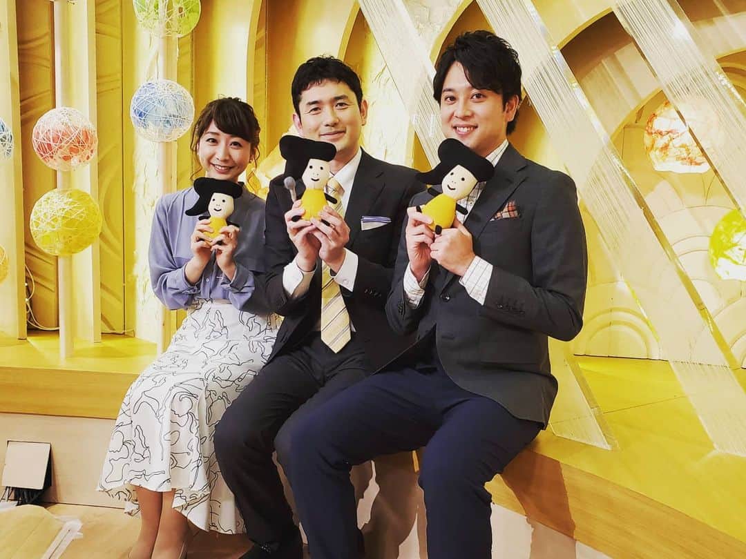 飯田嘉太のインスタグラム：「塩野さんは今日が最後の 石川さんLive News it！… ･ ･ 塩野さんとお伝えするイイダスポーツは 昨日がラストでした😣 ･ ･ 話題は④月から女子バスケットボール Wリーグのアイシンに所属する山口奈々花選手🏀 ･ ･ 世代別の日本代表にも選ばれた経験を持つ山口選手☺️ 再び日の丸🇯🇵を背負う日を楽しみにしています🙌 ･ ･ 取材に協力してくれた 幼馴染の皆さんもありがとうございました😆 中学の頃インフルエンザ明けで 山口選手の身長が伸びていた話は とっても面白かったです😂 ･ ･ ③枚目は山口選手が 地元輪島のミニバスチームに所属していた頃の写真✨ ※掲載はご本人の了承を得ています ･ ･ 輪島期待の星🌟応援しています‼  #石川テレビ #石川さん #livenewsit #イイダスポーツ #塩野利明 キャスター #ラスト #最後 #悲しい #ありがとうございました #女子バスケットボール #Wリーグ #アイシンAW #アイシンAWウィングス #山口奈々花 選手 #輪島 #鵬学園 #ミニバス #輪島レッドイーグルス #アナウンサー #announcer #河合莉菜 アナ #飯田嘉太」
