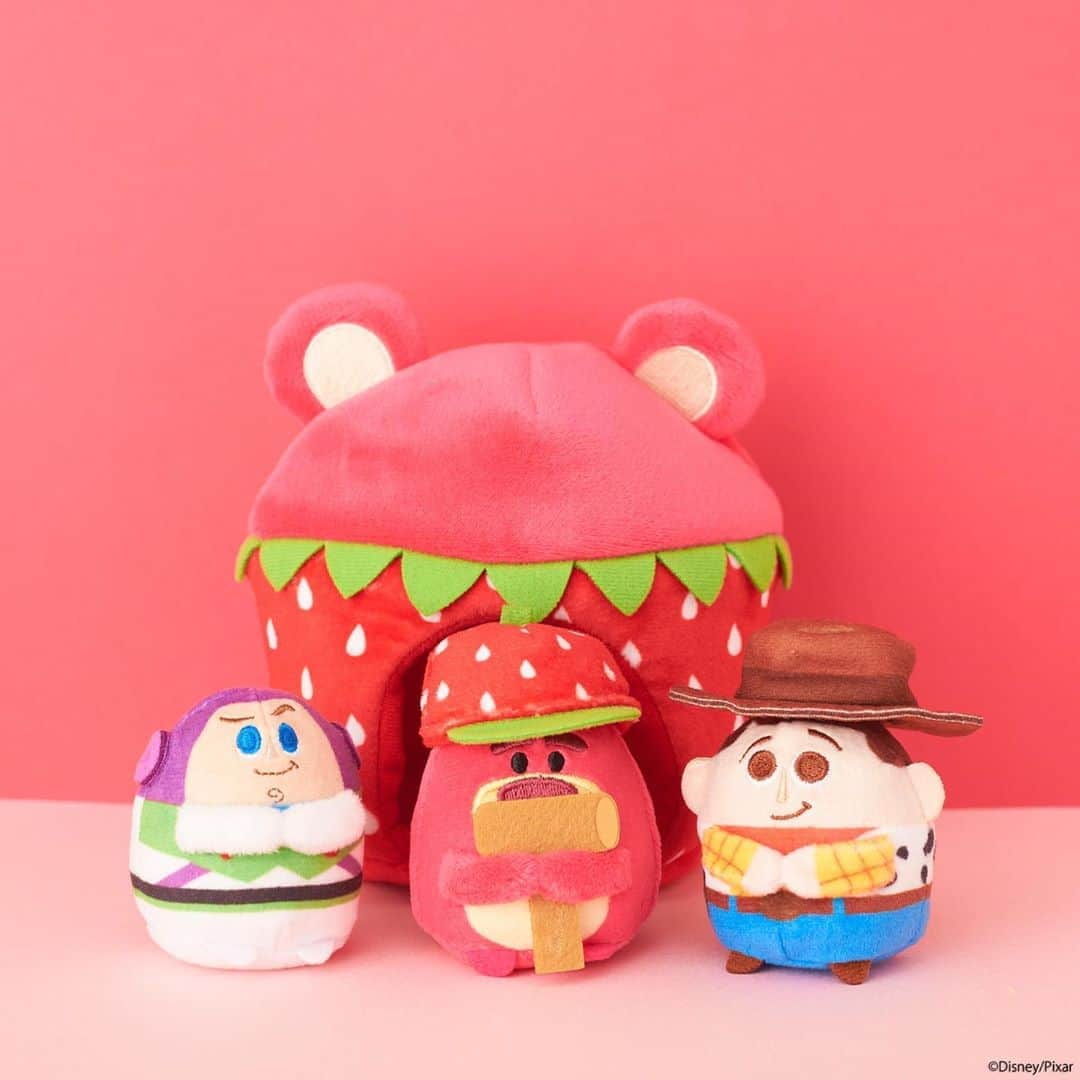 KIDDY LAND officialさんのインスタグラム写真 - (KIDDY LAND officialInstagram)「「minimaginationTOWN」 イマジネーションから生まれたミニミニサイズのぬいぐるみシリーズ おうちに入ったり☆小物でおしゃれをしたり♡物をもたせたり！ 自由に組み合わせて自分だけのTOWNが広がるよ！ 4月2日いよいよ発売！  https://www.takaratomy-arts.co.jp/specials/minimagination-disney/ #disney #pixar  #ディズニー #ピクサー #タカラトミーアーツ #kiddyland #キデイランド #ぬいぐるみ #ミニマジネーション  #ミニマジネーションタウン #pink」3月27日 16時32分 - kiddyland_co.jp