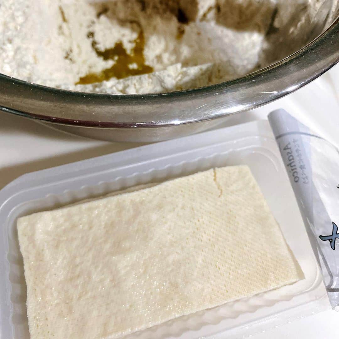 渡辺美奈代さんのインスタグラム写真 - (渡辺美奈代Instagram)「お豆腐でスコーン作り！  #お豆腐でヘルシーに？ #バターも使ってないしね、、」3月27日 17時14分 - watanabe_minayo
