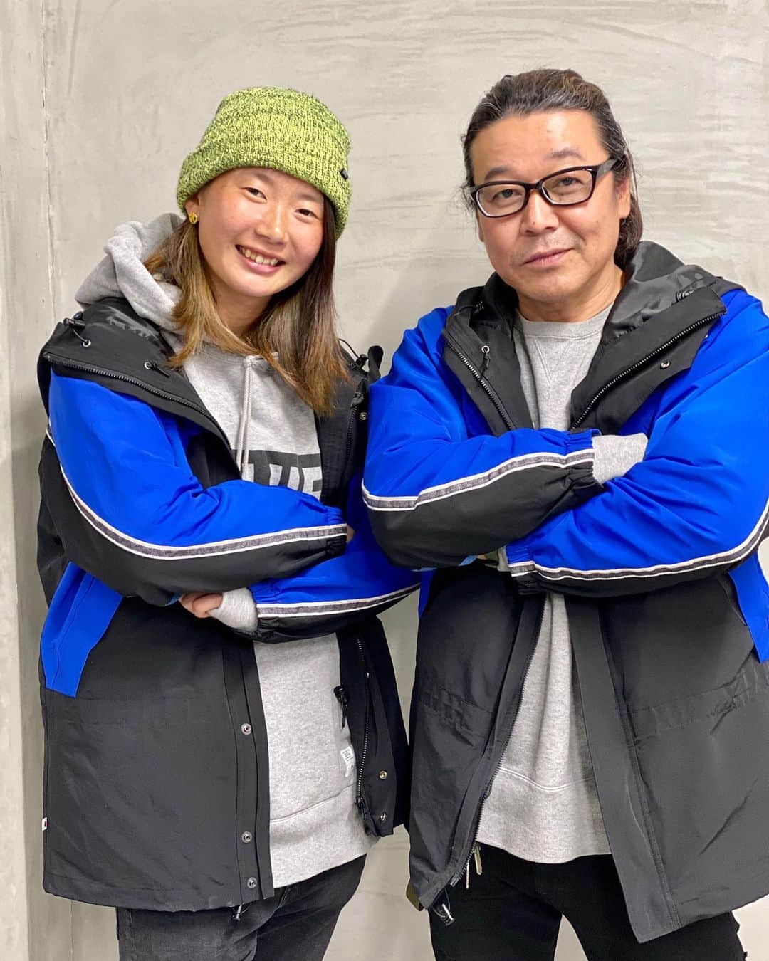 大池水杜のインスタグラム：「matching outfits with BuleSakura’s BOSS @bluesakura_official at @whoval_official  社長と服がモロかぶりだった日🤟🏼 会う度に毎回楽しい時間になる！最高すぎる社長やスタッフの皆さん！いつも応援ありがとうございます👍🏻 @visavis_jp #タウン情報おかやま #ライト電業 #bigjohn #bluesakura #slopeshot #bmx #bmxgirl #bmxfreestyle #bmxwomen」