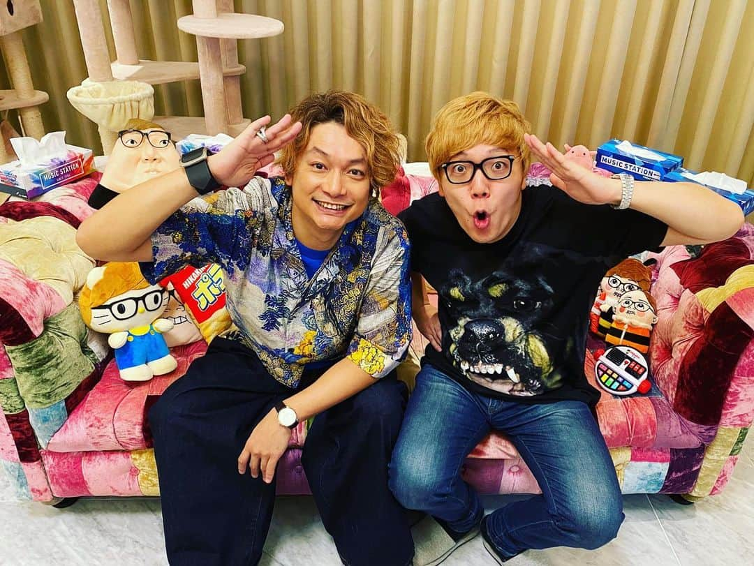 香取慎吾さんのインスタグラム写真 - (香取慎吾Instagram)「#HIKAKINTV におじゃまさせて頂いたよ！楽しかったです。観てね！！ #ヒカキン さんが僕のYouTubeチャンネルにも来てくれて一緒に #HumanBeatBox もしました。そちらも観てください！ね！ #オンパプレイ #HIKAKIN #SHINGOKATORI #香取慎吾 #YouTube UPしました！ チャンネル登録よろしくお願いします！！」3月27日 18時02分 - katorishingo_official