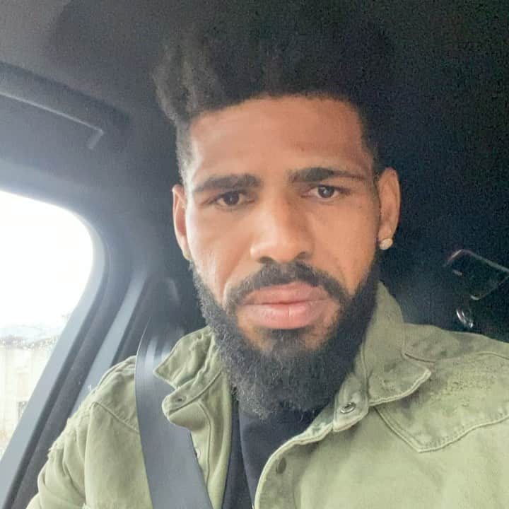 パトリックのインスタグラム：「Vamos todos juntos abraçar essa causa🙏⚽️ #ajudandoquemprecisa #juntospelaFome  #campanha #coronavirus  @danialves @ademilsonbraga @neymarjr @jooficial7 @gabigol @diegosouzads87 @diegoribas10 @brunog97 @dejesusoficial @dedevital26 @fernandoprassoficial @kaykemoreno @7_dudu @diogobarbosa36 @felipemelo @luangarciaa @luanmadsonoficial @hulkparaiba @rami7oficial @r_13official @yagopikachu02 @egidio_6 @radamesmartins @luk_091 @tiagopagnussat @gabrielxavier @cesinha_f @marquinhosm5 @wellingtonsilva25 @gilbertosouzajr9 @marinhoofficial @gersonsantoss @lincoln9 @lucaspaqueta @goleirojailsonoficial @djulioss006 @anderson_martins @fabiogoleirooficial @brunodybal @heberty.fernandes @lucaslima @crispimlucas @l.mineiro31 @pato @marcosgoleiro_12 @hernanesoj @phganso @lucianoneves18 @maicon08_oficial @concaoficial @jaeloficial @magno_alves11 @valdiviamagico_oficial21 @douglascosta @douglas_bacelar @dg_douglas12 @fernandinhoo77 @neymarjr @eduardo.jp23 @marcosjroficial @brunohenrique27oficial @be90oficial @djulioss006 @vassourafutsal @cassiano_39 @fabioalves3 @falcao12oficial @denilsonshow @gilzagueiro04 @pedroguilherme @gioaugusto10 @g10dearrascaeta @filipeluis @diegoalves @gustavoscarpa10 @luizadrianinho @weverton010 @reinaldosilva6 @pablofelipe92 @tchetche @talles_magno @leandropereiraa17 @leandroguerreirooficial @leandrin21 @f.bastos06 @pedrogabriel99 @rcassio12 @fagneroficial23 @jr_caicara80 @w18walter @ricardo.oliveira @ricardorocha94 @viniciusjunior @phil.coutinho @wellington_tanque @wellington_martinsoficial @willianborges88 @williampottker @williandubgod @diegoqoliveira @pedrovictor38_ @caioalexandre99 @diogoluis_santo @leandrodamiaoo @rafaelvazoficial33 @xandao04official @oficialjuniordutra @osvaldolf17 @vinicius10pacheco @tardelli9 @guilherme @victorramos_3 @edinhomoreiraoficial @rever_5 @nene @murielgbecker @cristiano9oficial @paulinho89.official @thiagosilva @thiagomartinsb @danilofernandes88 @rony7oficial @globoesportecom @sportv @foxsportsbrasil @esporteinterativo @espnbrasil」