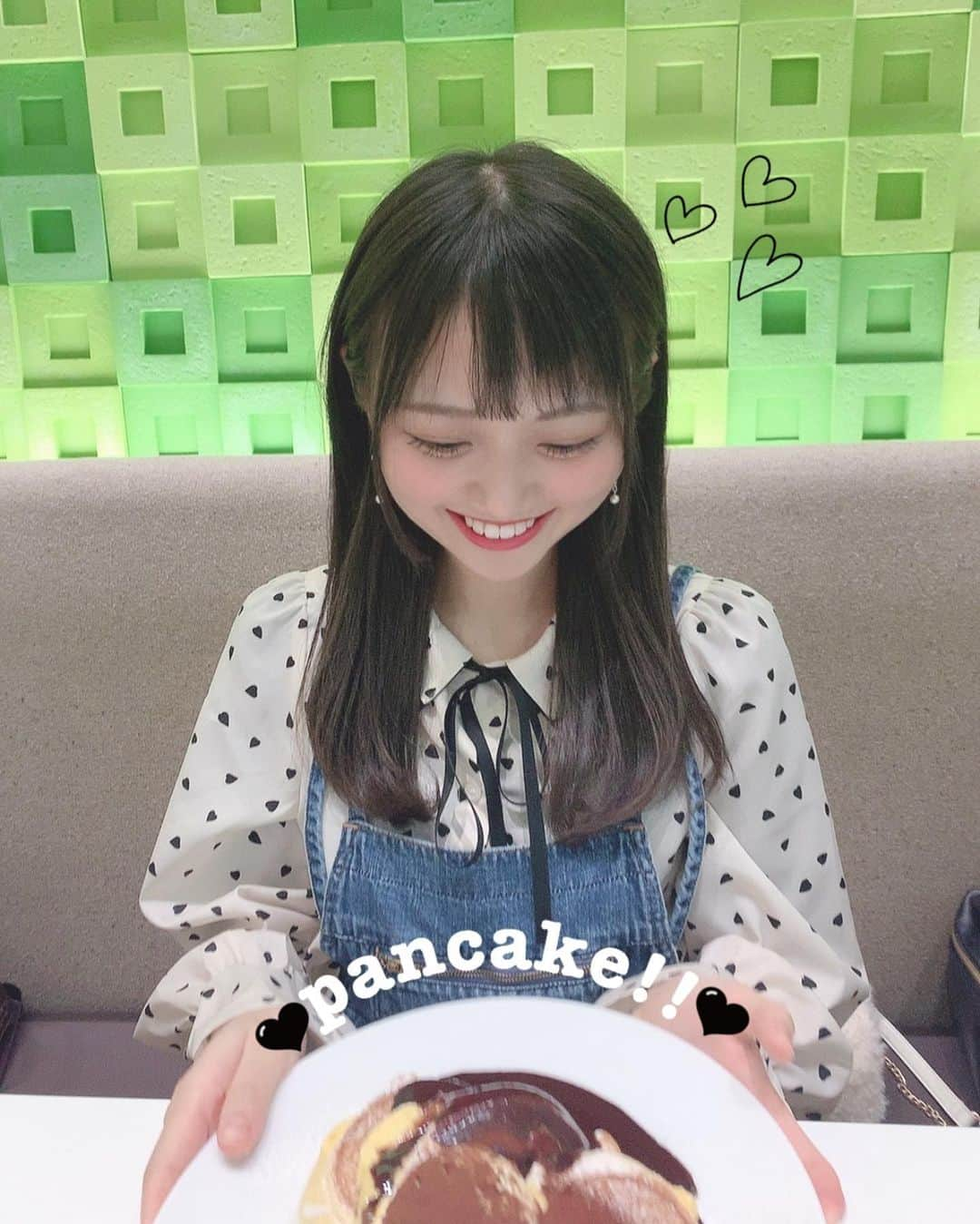 稲垣香織さんのインスタグラム写真 - (稲垣香織Instagram)「・ ・ ・ 幸せのパンケーキなのだ〜!!🥞 @muto_orin ちゃんと🎶  #パンケーキ #幸せのパンケーキ #ティラミスパンケーキ」3月27日 20時24分 - kaori.team4_16