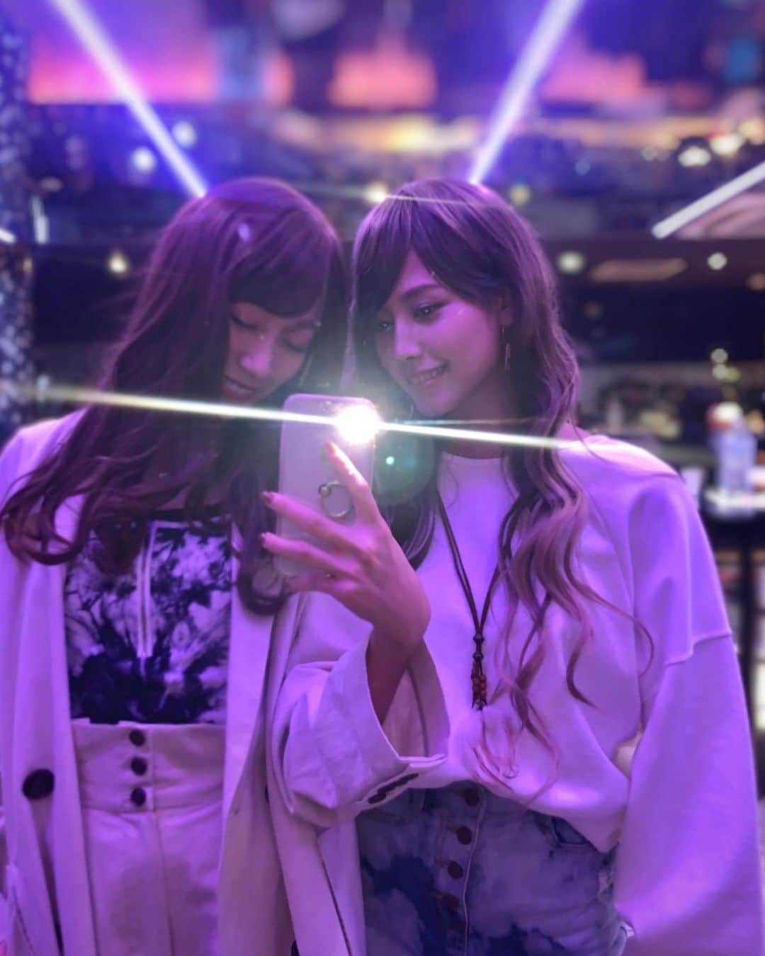 チャナナ沙梨奈さんのインスタグラム写真 - (チャナナ沙梨奈Instagram)「. . 「国民的ギャル」のゆきぽよが！  渋谷から世界へ！7時間生配信!! . をご覧いただいた方ありがとうございました✨ . . #delylenoir と #egoist のファッションショーに出させていただきました♪ 普段と違うチャナになれてすごく楽しかったです🤎 . . #チャナナ沙梨奈 #岡島彩花 #チャナあや」3月27日 20時45分 - chananasarina