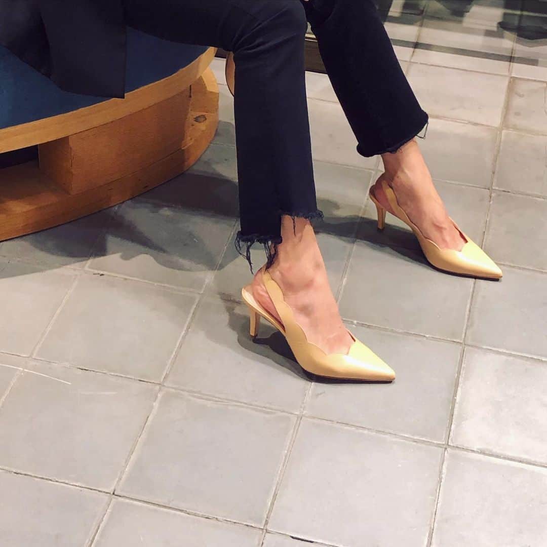 辻直子さんのインスタグラム写真 - (辻直子Instagram)「#tomorrowland#mystandard #heels#nebulonie#interview  ヒールとジャケット すきです。」3月27日 21時40分 - naoko.ts