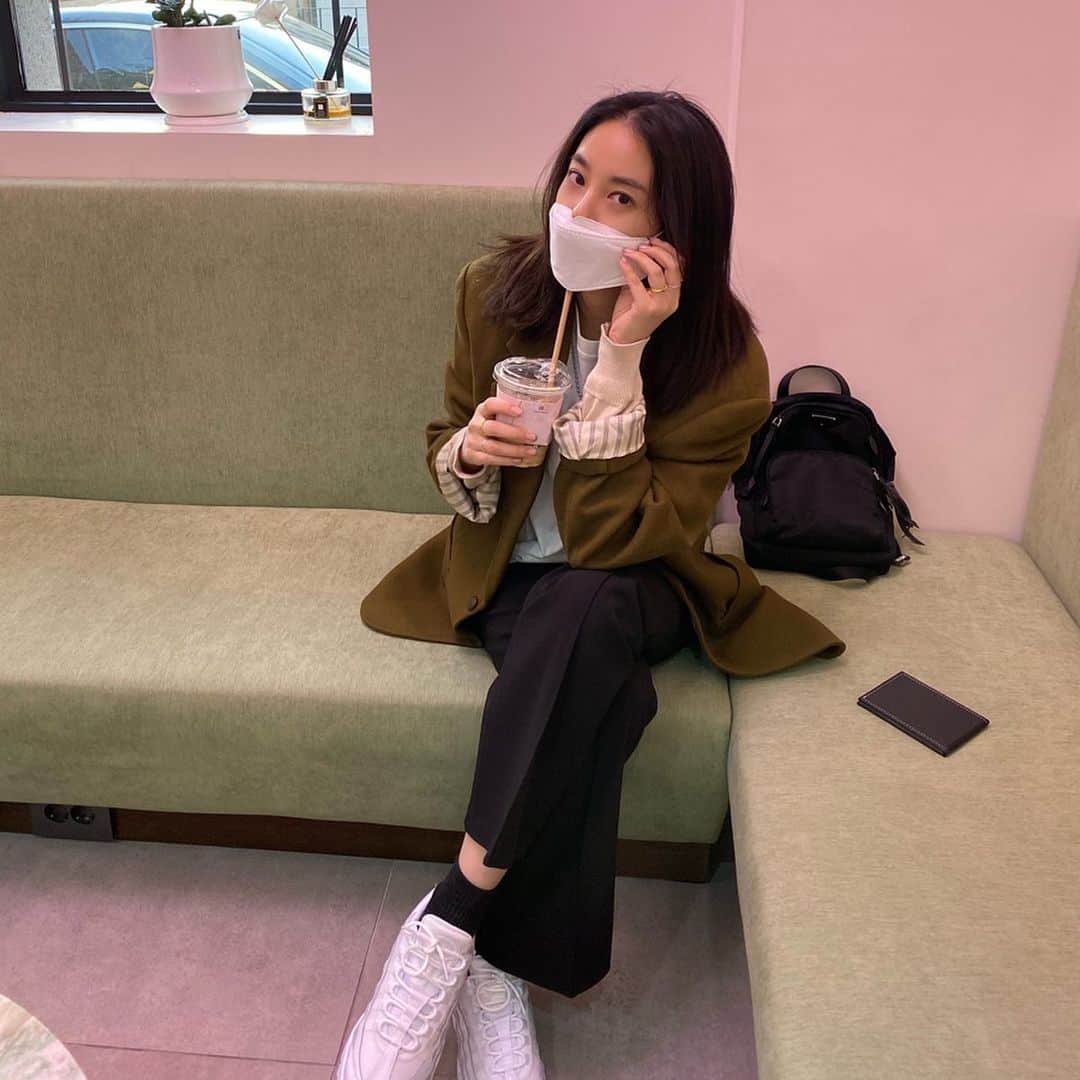 ジュヨン さんのインスタグラム写真 - (ジュヨン Instagram)「오늘하루😊」3月27日 22時12分 - jupppal