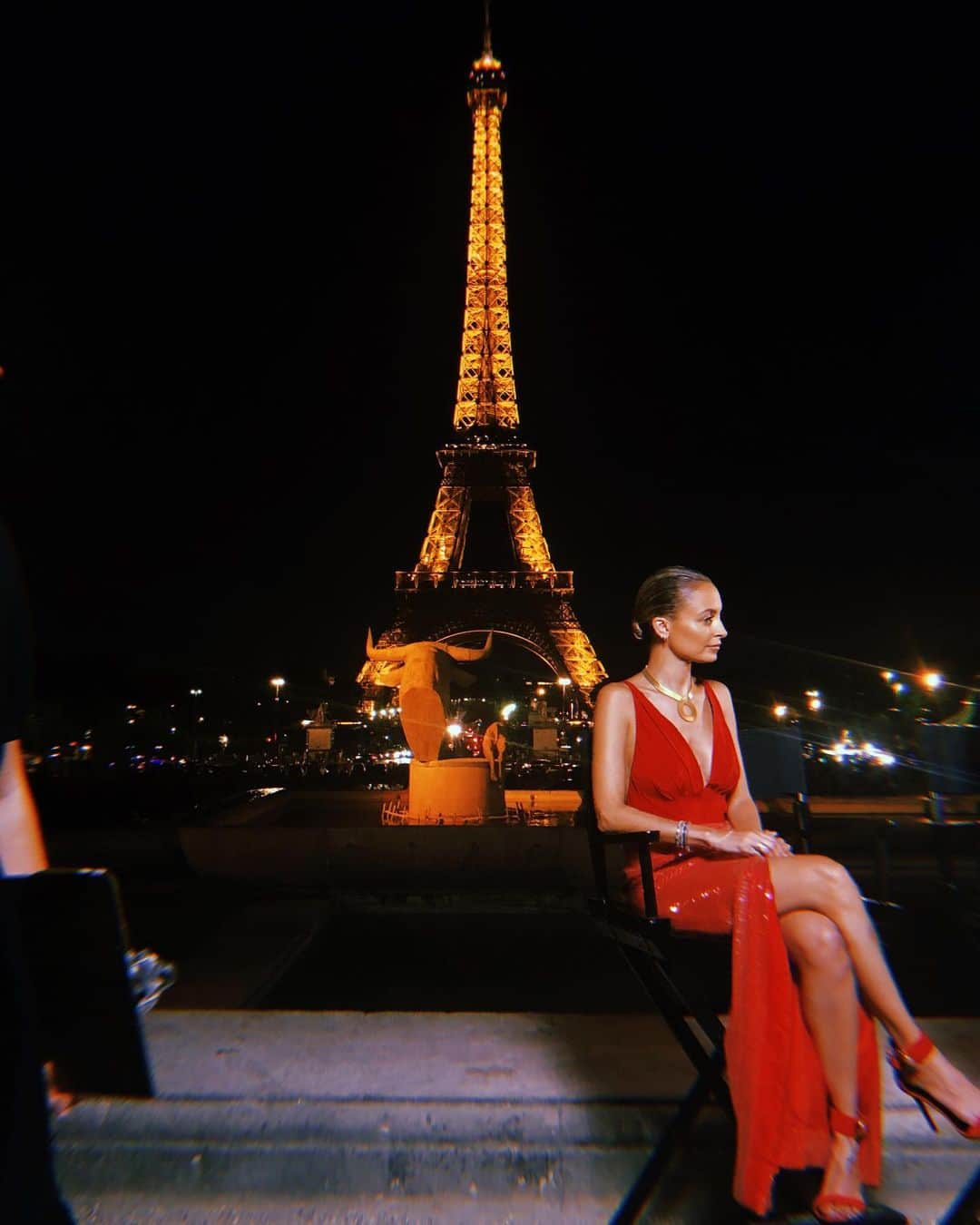 ニコール・リッチーのインスタグラム：「It all started here. @makingthecuttv is finally here and premiering TODAY on @amazonprimevideo 💋」