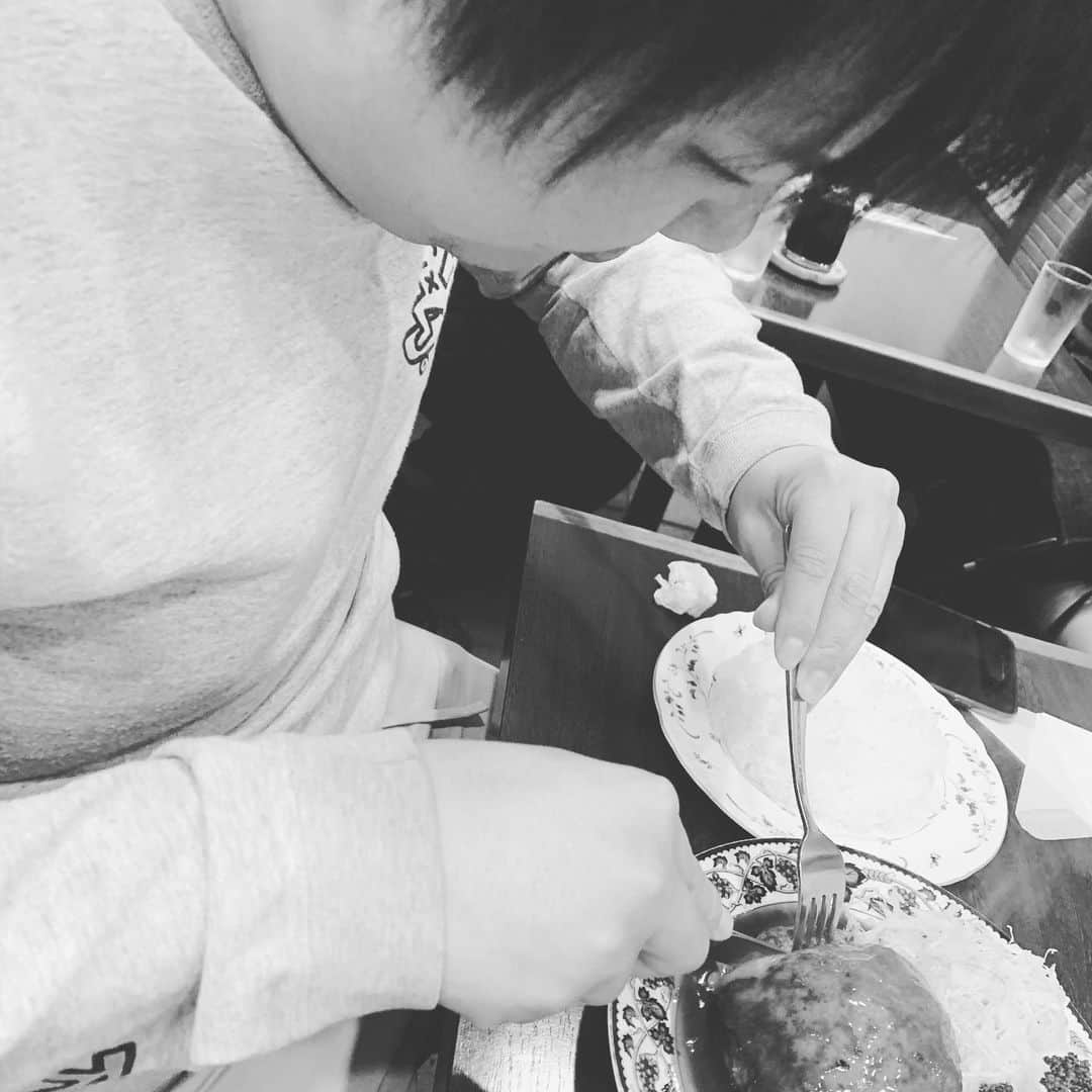 中野周平のインスタグラム：「きん食べ！」