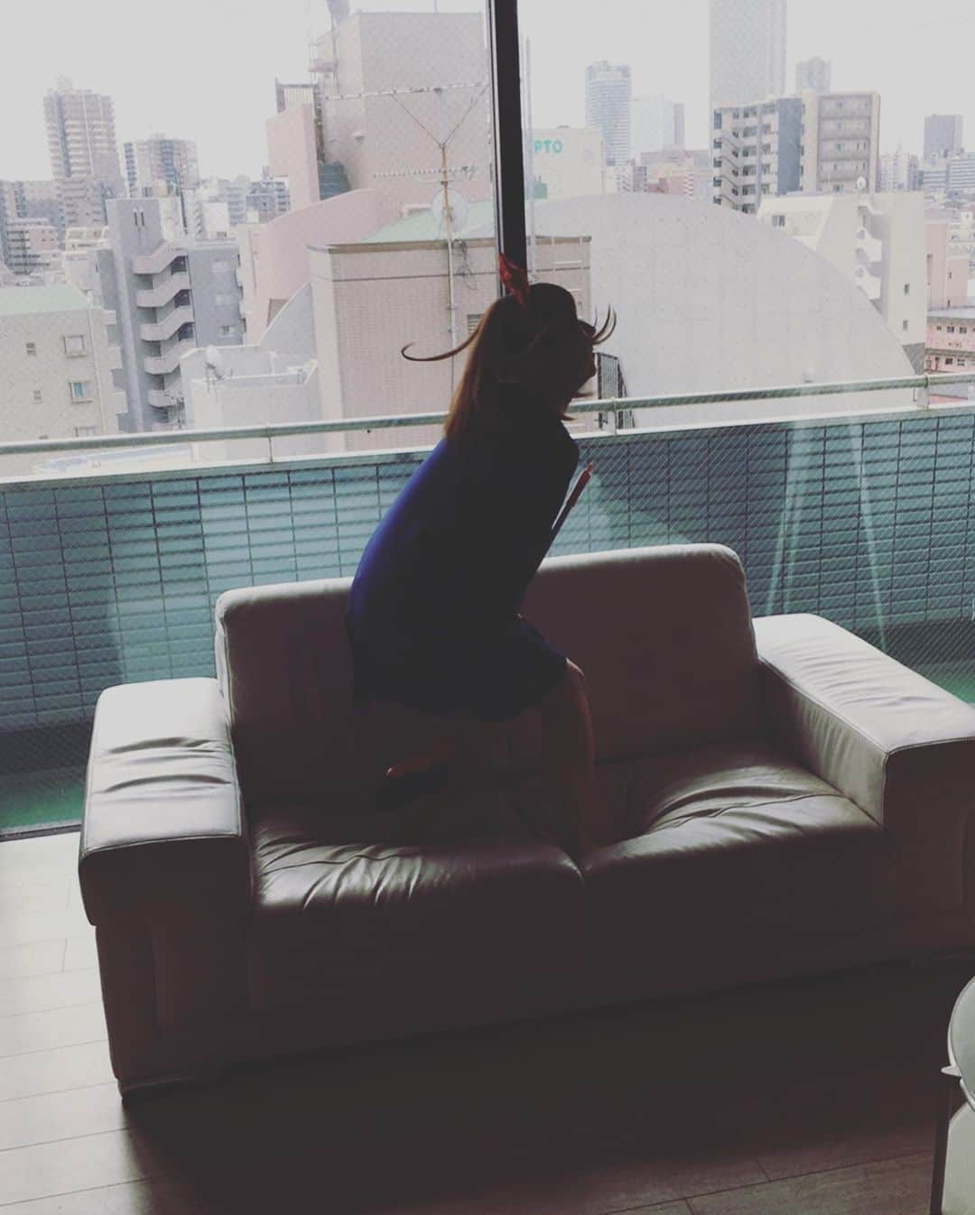 成瀬心美さんのインスタグラム写真 - (成瀬心美Instagram)「🐈 . . 落ち込んだりもしたけれど 私は元気です。 . . #kiki #ghibli #魔女 #魔女の宅急便 #キキ #ジブリ」3月27日 23時53分 - coco3ndazo