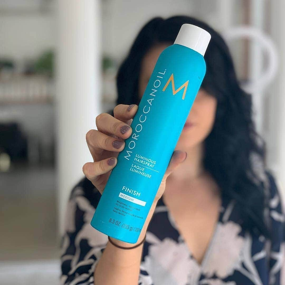 Moroccanoilさんのインスタグラム写真 - (MoroccanoilInstagram)「Finish Strong (or Medium, or Extra Strong). Our Luminous Hairspray comes in three different holds so you can get exactly what you’re looking for. 👌 It also contains just a touch of shine-boosting argan oil. ✨ ⠀⠀⠀⠀⠀⠀⠀⠀⠀ (📷: @zandconz)」3月28日 1時26分 - moroccanoil