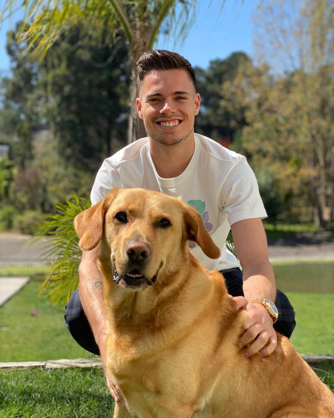 ユリアン・ヴァイグルのインスタグラム：「So happy to have this „little“ Boy by my side ❤️💪🏽 #mason」