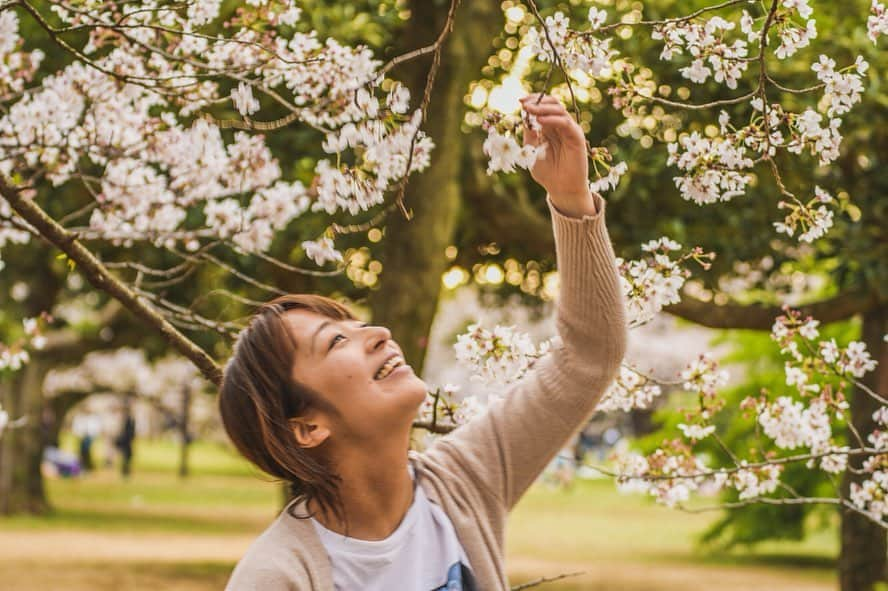 しじみさんのインスタグラム写真 - (しじみInstagram)「#桜 #ポートレート #被写体募集 #portrait #カメラ #photography #写真好きな人と繋がりたい #ファインダー越しの私の世界 #東京カメラ部」3月28日 13時52分 - amcche